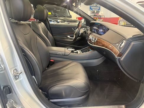 Used 2019 Mercedes-Benz S 450 4MATIC Sedan w/ AMG Line Exterior image 39