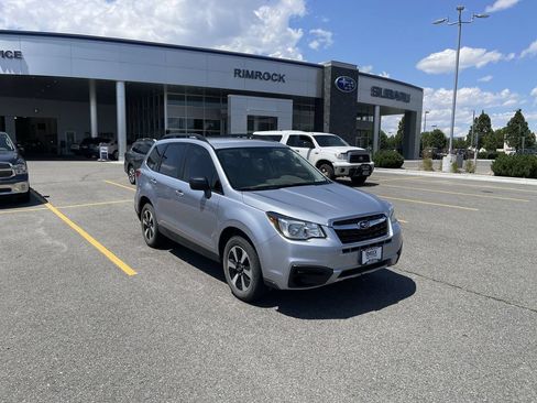 Used 2017 Subaru Forester 2.5i w/ Alloy Wheel Package AWD/4WD image 12