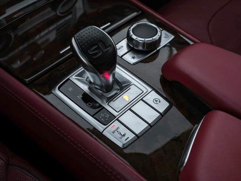 Used 2016 Mercedes-Benz SL 550 image 25