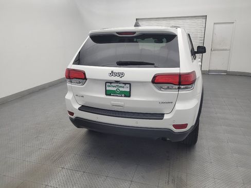 Used 2022 Jeep Grand Cherokee Laredo E AWD/4WD image 7