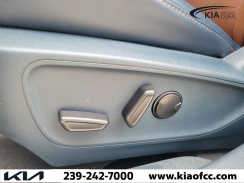 Used 2022 Ford Maverick Lariat w/ Lariat Luxury Package AWD/4WD image 26