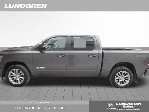 Used 2023 RAM 1500 Laramie AWD/4WD image 5
