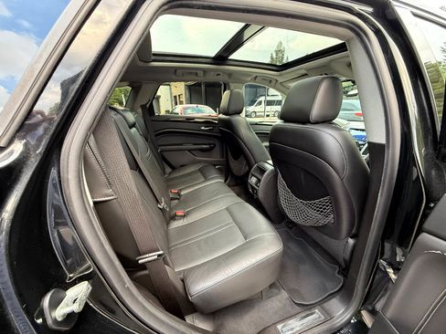 Used 2016 Cadillac SRX Luxury image 12