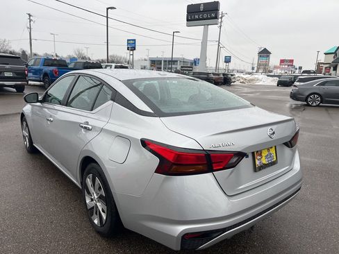 Used 2020 Nissan Altima 2.5 S image 8