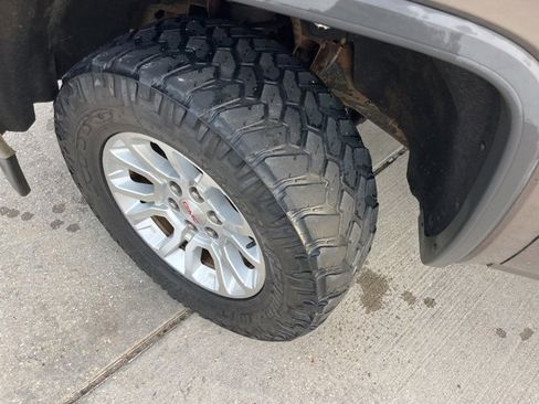 Used 2014 GMC Sierra 1500 SLE w/ SLE Value Package image 28