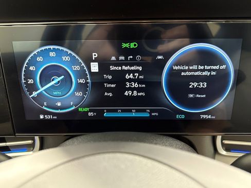 Used 2025 Hyundai Elantra Limited FWD image 17