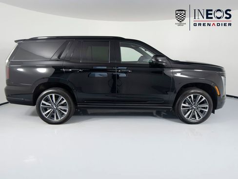 Used 2026 Cadillac Escalade Sport AWD/4WD image 5