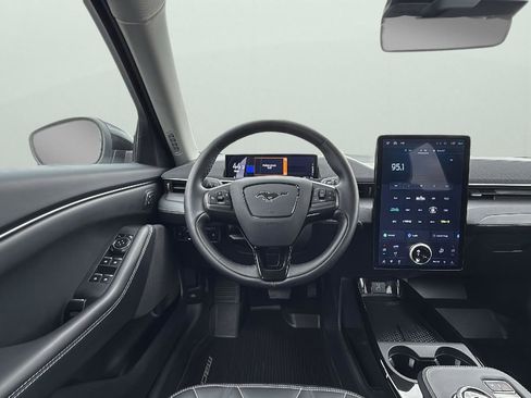 Used 2024 Ford Mustang Mach-E Select w/ Comfort Package Lite image 13