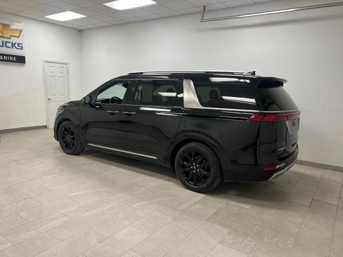 Used 2024 Kia Carnival SX FWD image 13