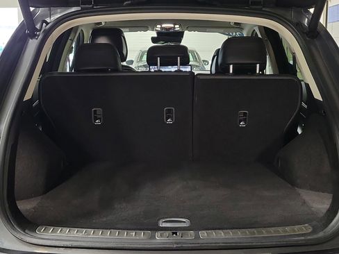 Used 2022 Genesis GV70 2.5T w/ Select Package image 9