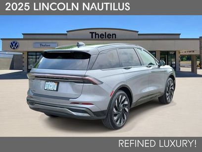 Used 2025 Lincoln Nautilus Reserve