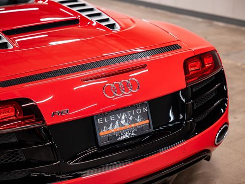 Used 2011 Audi R8 V10 AWD/4WD image 34