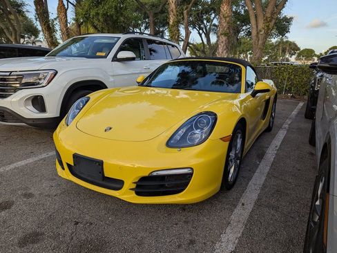 Used 2015 Porsche Boxster image 3