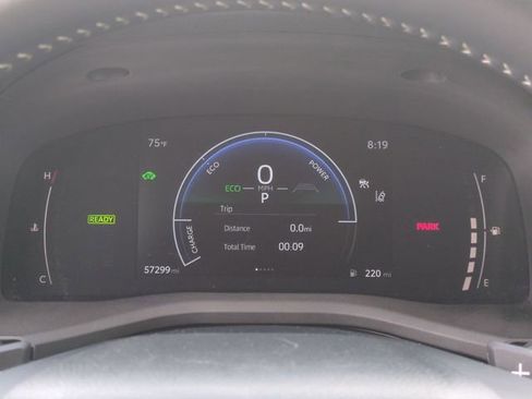 Used 2025 Toyota Camry SE FWD image 22