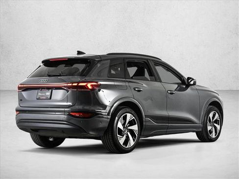 Certified 2025 Audi Q6 e-tron Premium Plus w/ Premium Plus AWD/4WD image 5
