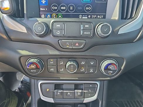 Used 2024 GMC Terrain SLE w/ GMC Pro Grade Package AWD/4WD image 22