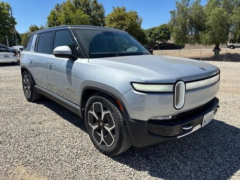 Used 2023 Rivian R1S Adventure AWD/4WD image 4