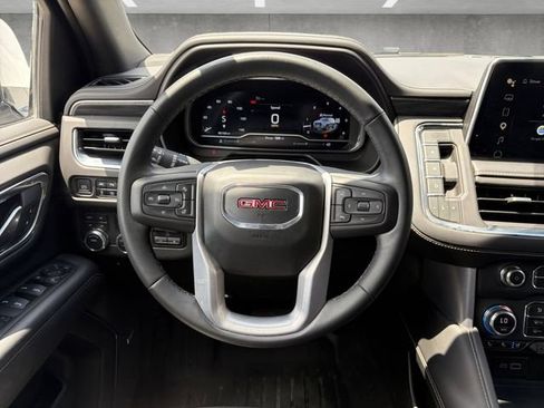 Used 2023 GMC Yukon SLT w/ SLT Premium Package AWD/4WD image 21