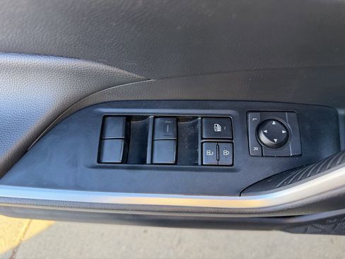 Used 2025 Toyota RAV4 LE image 11