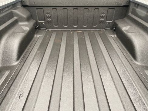 Used 2022 Jeep Gladiator Rubicon w/ LED Lighting Group AWD/4WD image 27