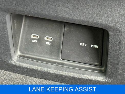Used 2025 Volkswagen Atlas SEL Premium R-Line AWD/4WD image 22