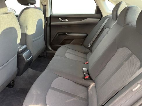 Used 2022 Kia K5 LX image 14