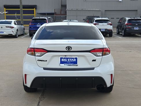 Used 2024 Toyota Corolla SE FWD image 5