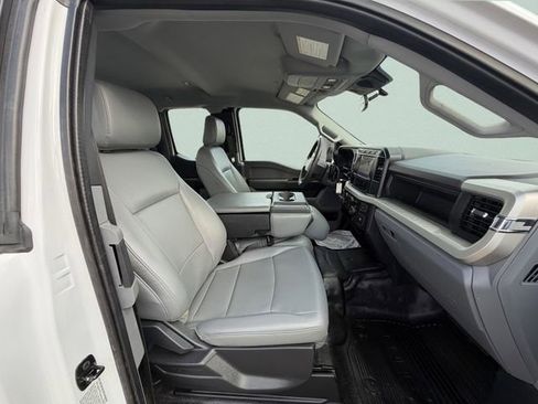 Used 2024 Ford F350 XL image 9