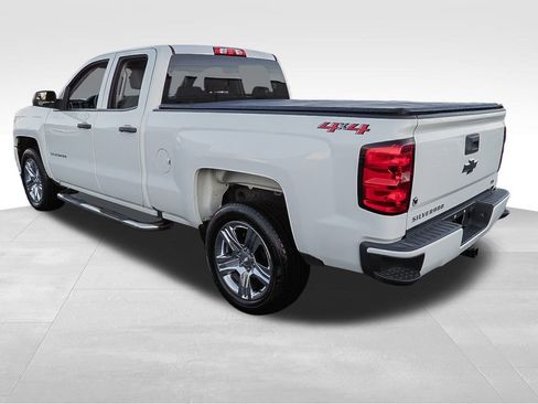 Used 2019 Chevrolet Silverado 1500 Custom w/ Custom Convenience Package image 5