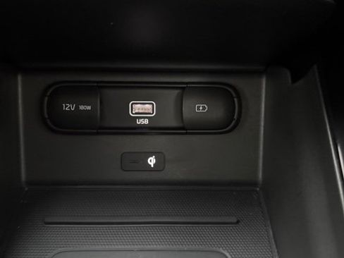 Used 2022 Kia Telluride SX image 16