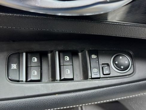 Used 2023 Kia Forte GT-Line image 11