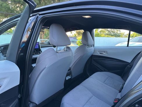 Used 2024 Toyota Corolla SE image 11