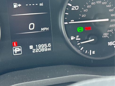 Used 2025 Subaru Ascent Premium AWD/4WD image 12