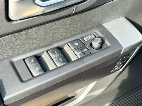 New 2025 Toyota Tundra Platinum image 18