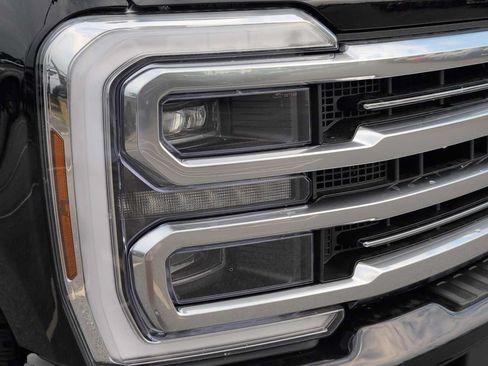 New 2026 Ford F250 Platinum w/ Platinum Plus Package AWD/4WD image 15