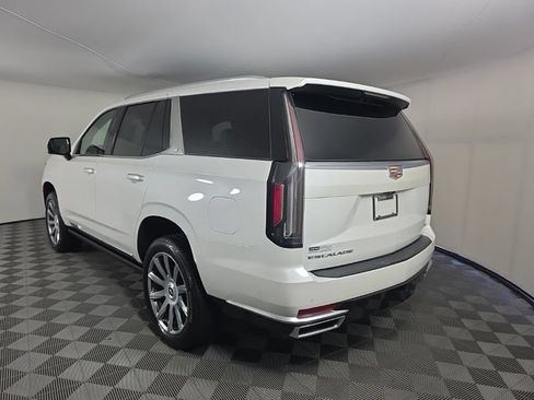 Used 2022 Cadillac Escalade Premium Luxury Platinum AWD/4WD image 3