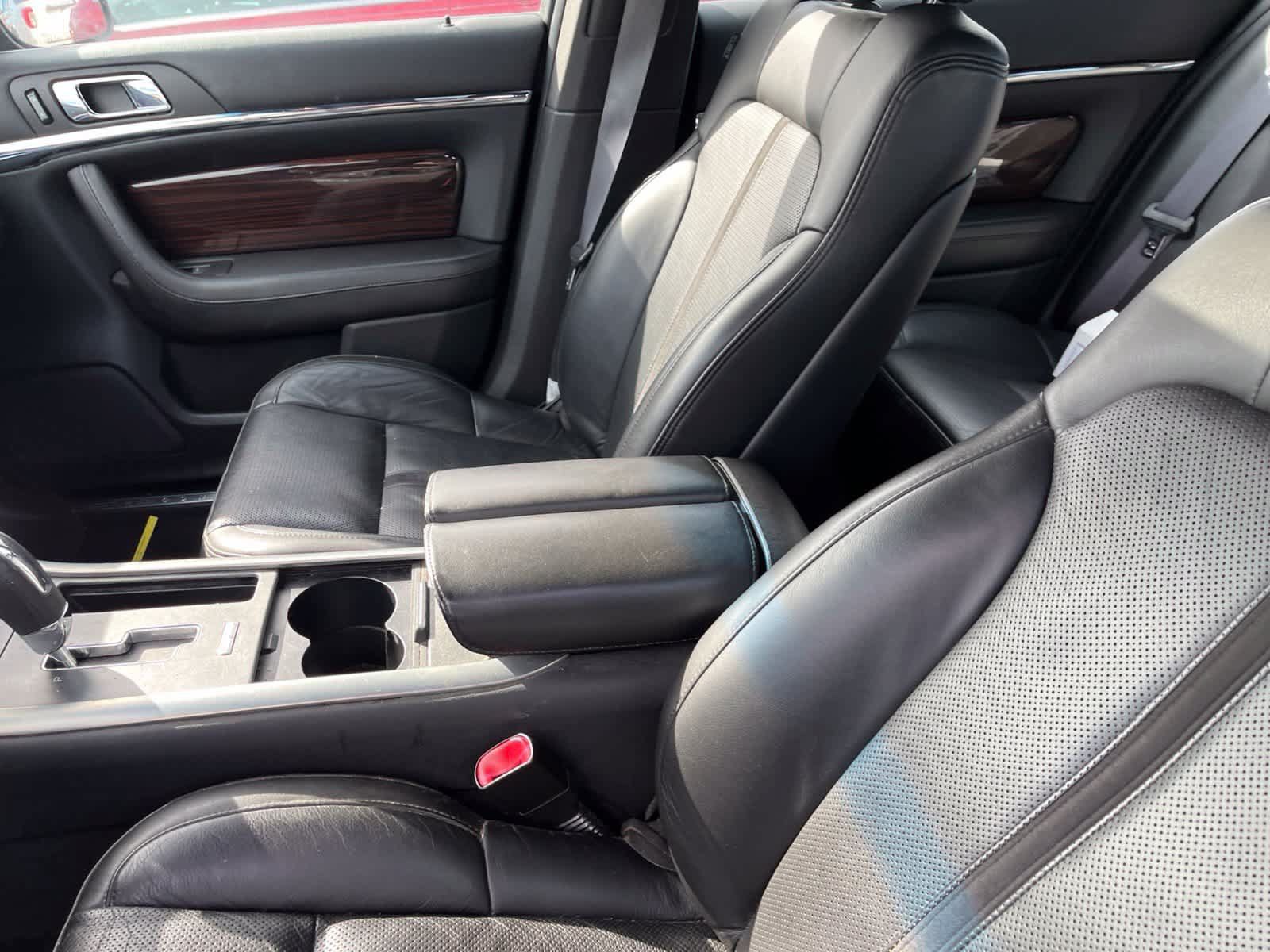 Used 2009 Lincoln MKS FWD image 26