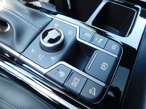 New 2025 Kia Sorento SX Prestige w/ Sage Leather Package image 24