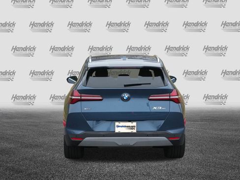 Certified 2025 BMW X3 xDrive30i image 8