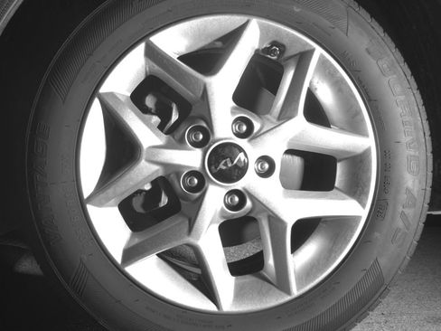 Used 2025 Kia Soul LX w/ LX Technology Package image 12