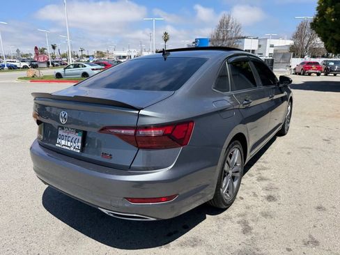 Used 2019 Volkswagen Jetta R-Line FWD image 6