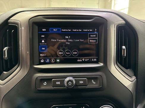 Used 2022 Chevrolet Silverado 1500 Custom AWD/4WD image 16