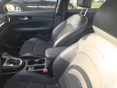 Used 2024 Kia Forte GT-Line FWD image 9