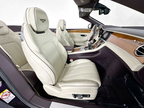 Certified 2022 Bentley Continental GT AWD/4WD image 26