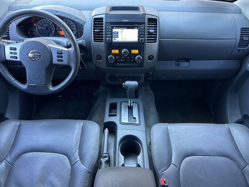 Used 2016 Nissan Frontier SL image 13