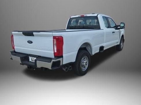 Used 2025 Ford F350 XL w/ XL Chrome Package RWD image 4