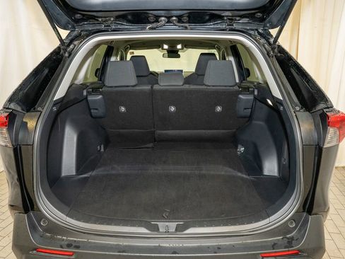 Certified 2025 Toyota RAV4 LE image 5