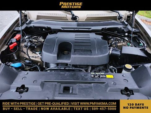 Used 2020 Land Rover Defender 110 SE image 16