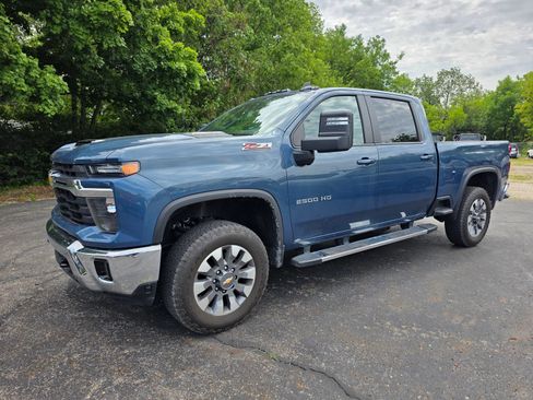 Used 2024 Chevrolet Silverado 2500 LT w/ All Star Edition AWD/4WD image 1