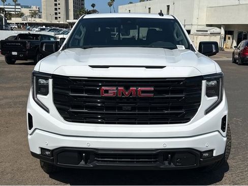 New 2026 GMC Sierra 1500 Elevation AWD/4WD image 2